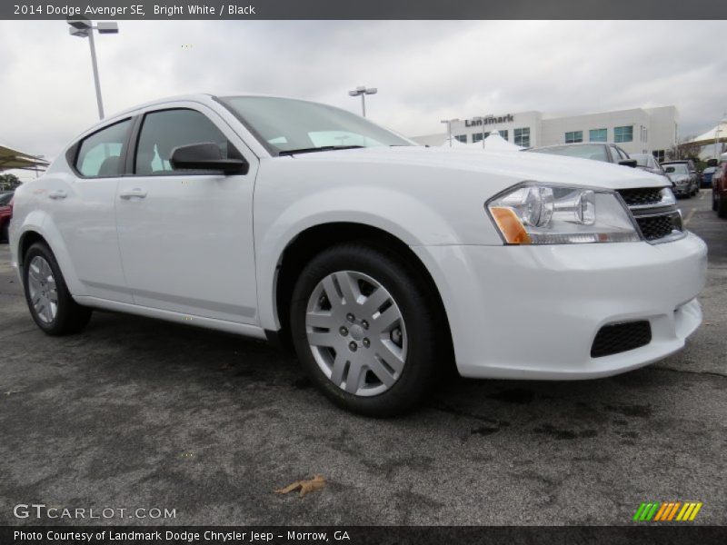 Bright White / Black 2014 Dodge Avenger SE