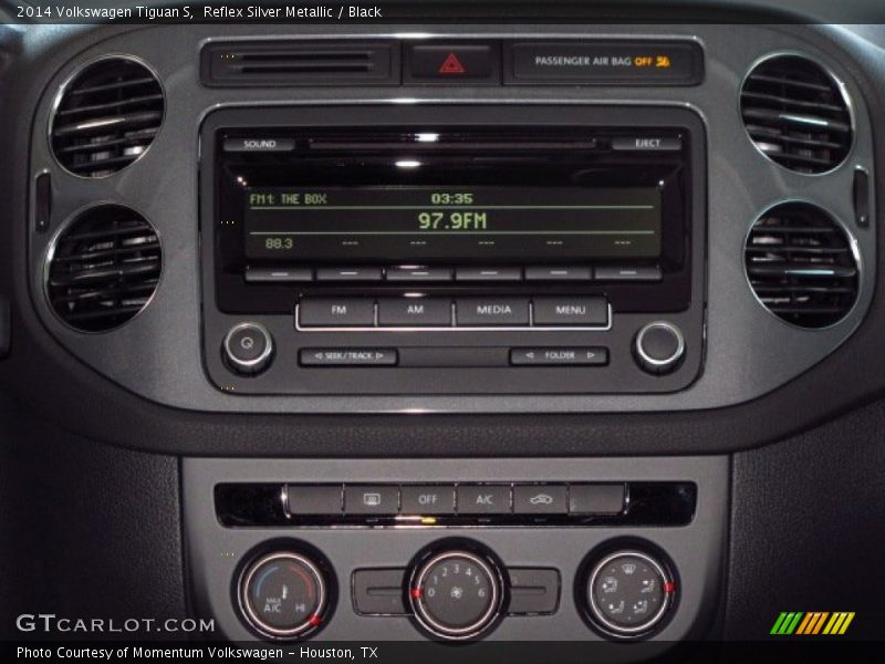 Reflex Silver Metallic / Black 2014 Volkswagen Tiguan S