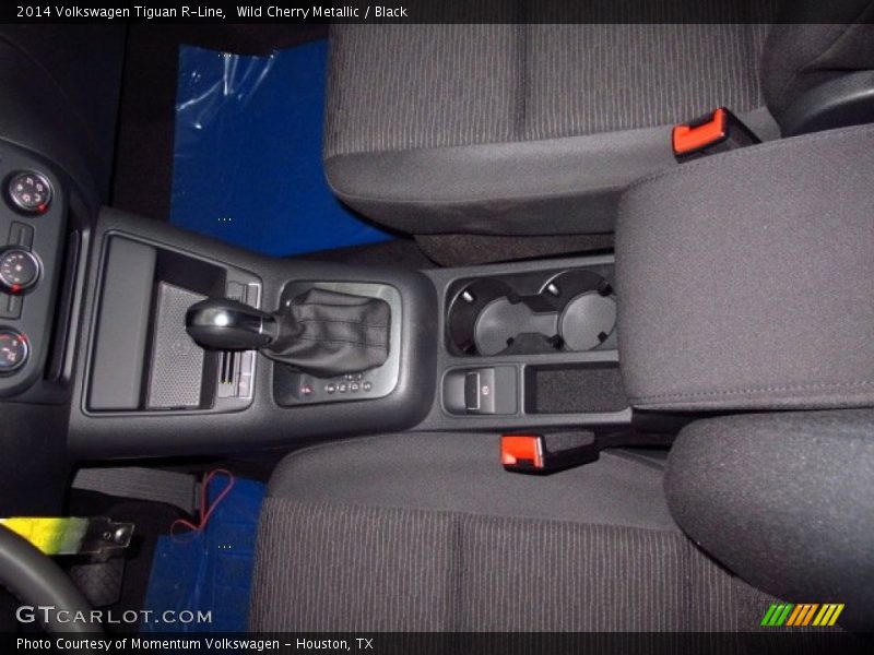 Wild Cherry Metallic / Black 2014 Volkswagen Tiguan R-Line