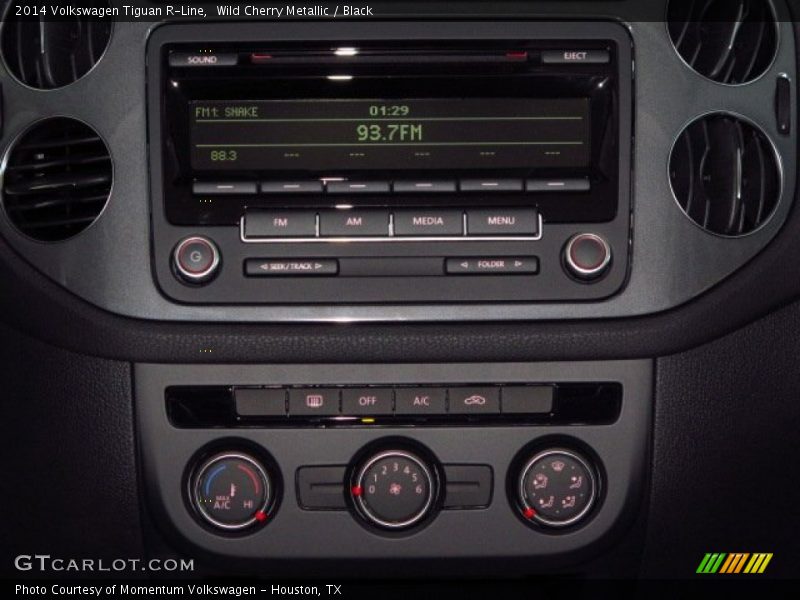 Wild Cherry Metallic / Black 2014 Volkswagen Tiguan R-Line