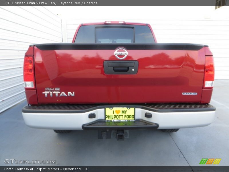 Cayenne Red / Charcoal 2013 Nissan Titan S Crew Cab