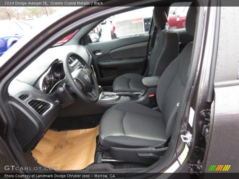 Granite Crystal Metallic / Black 2014 Dodge Avenger SE