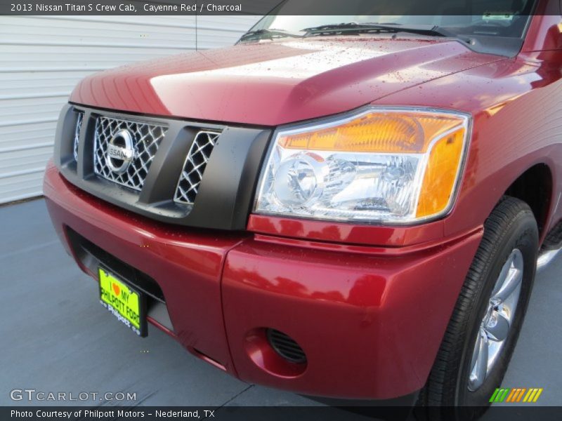 Cayenne Red / Charcoal 2013 Nissan Titan S Crew Cab