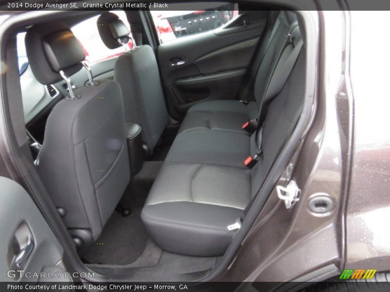 Granite Crystal Metallic / Black 2014 Dodge Avenger SE