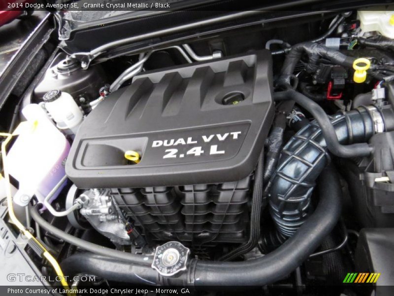 Granite Crystal Metallic / Black 2014 Dodge Avenger SE