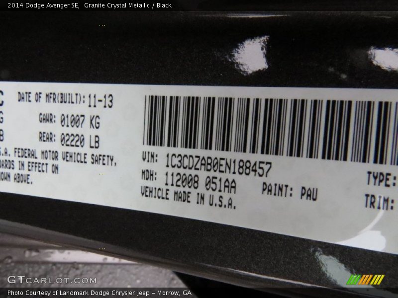 Granite Crystal Metallic / Black 2014 Dodge Avenger SE