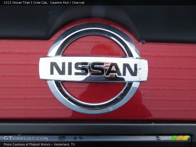 Cayenne Red / Charcoal 2013 Nissan Titan S Crew Cab