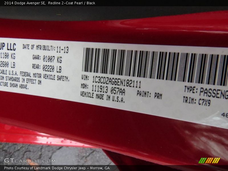 Redline 2-Coat Pearl / Black 2014 Dodge Avenger SE