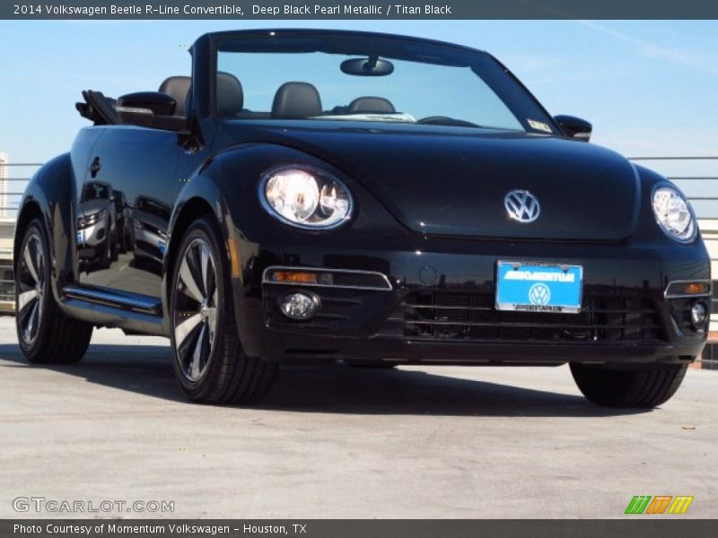 Deep Black Pearl Metallic / Titan Black 2014 Volkswagen Beetle R-Line Convertible