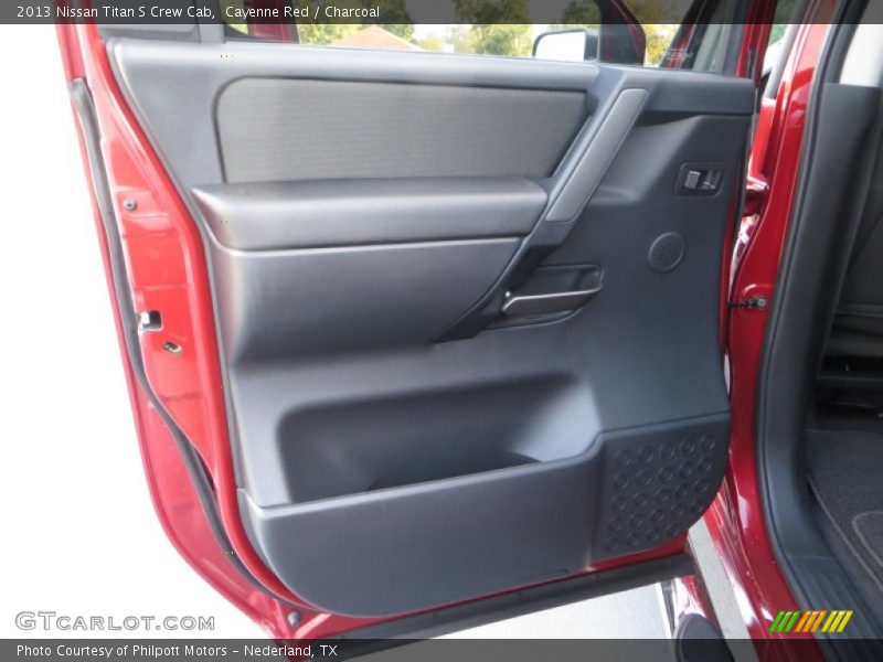 Cayenne Red / Charcoal 2013 Nissan Titan S Crew Cab