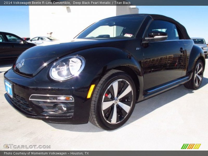 Deep Black Pearl Metallic / Titan Black 2014 Volkswagen Beetle R-Line Convertible