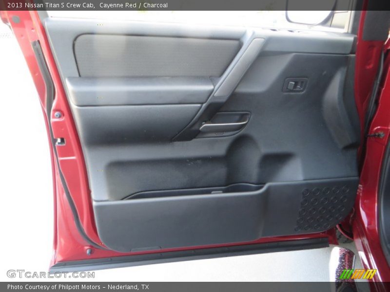 Cayenne Red / Charcoal 2013 Nissan Titan S Crew Cab