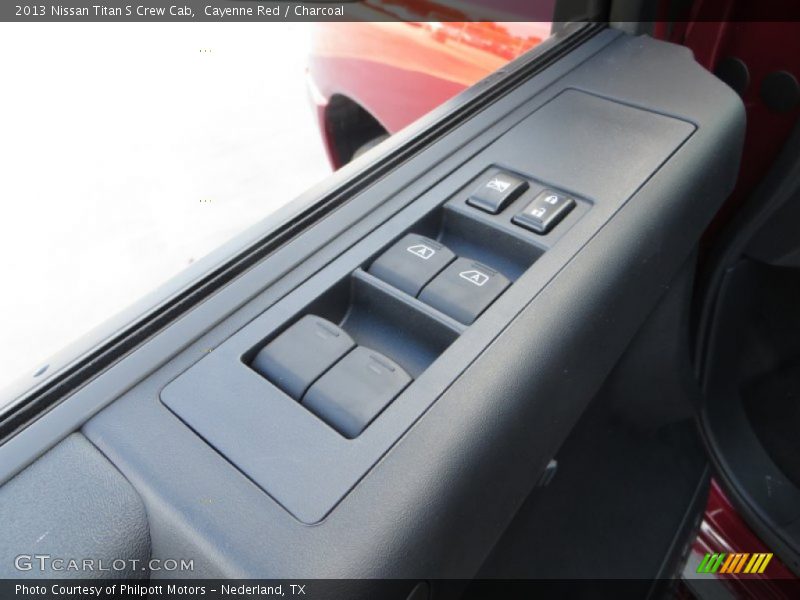 Cayenne Red / Charcoal 2013 Nissan Titan S Crew Cab