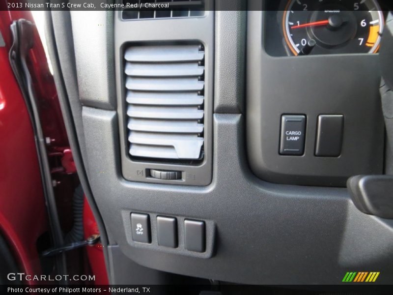 Cayenne Red / Charcoal 2013 Nissan Titan S Crew Cab