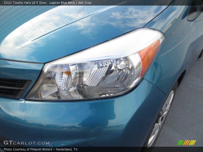 Lagoon Blue Mica / Ash Gray 2012 Toyota Yaris LE 5 Door
