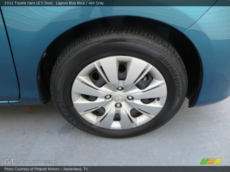 Lagoon Blue Mica / Ash Gray 2012 Toyota Yaris LE 5 Door