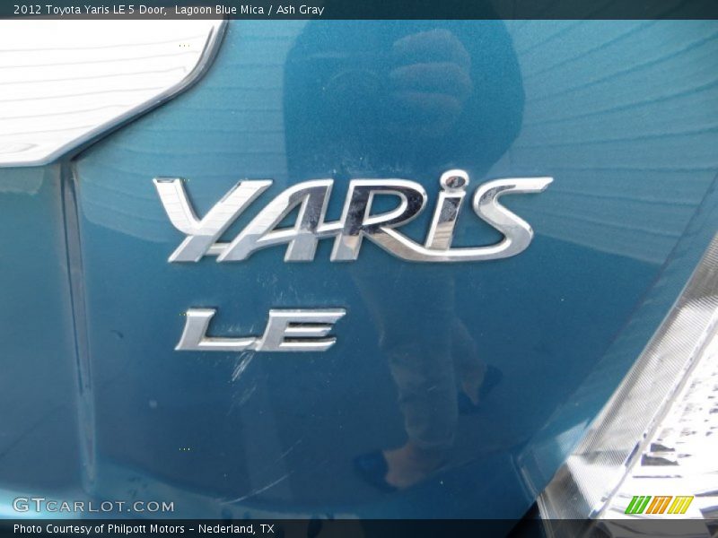 Lagoon Blue Mica / Ash Gray 2012 Toyota Yaris LE 5 Door