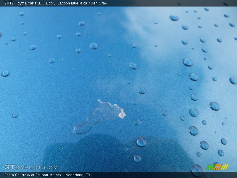 Lagoon Blue Mica / Ash Gray 2012 Toyota Yaris LE 5 Door