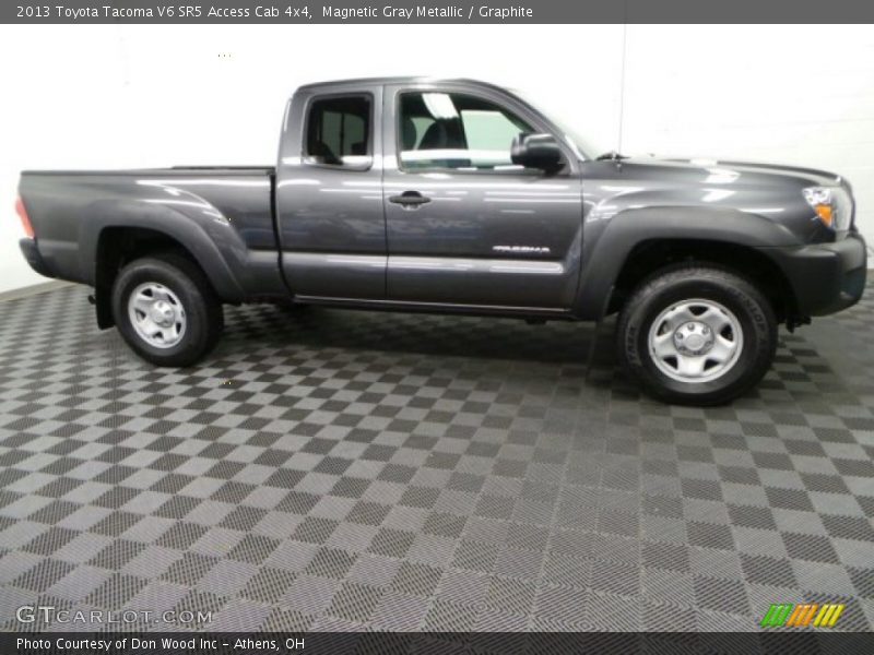Magnetic Gray Metallic / Graphite 2013 Toyota Tacoma V6 SR5 Access Cab 4x4