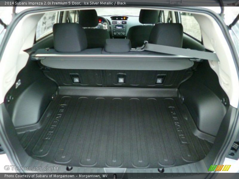  2014 Impreza 2.0i Premium 5 Door Trunk