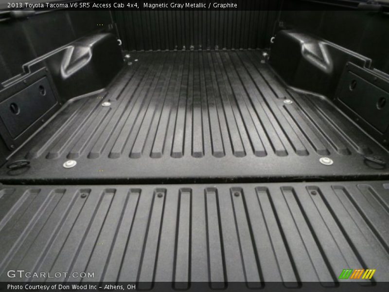 Magnetic Gray Metallic / Graphite 2013 Toyota Tacoma V6 SR5 Access Cab 4x4