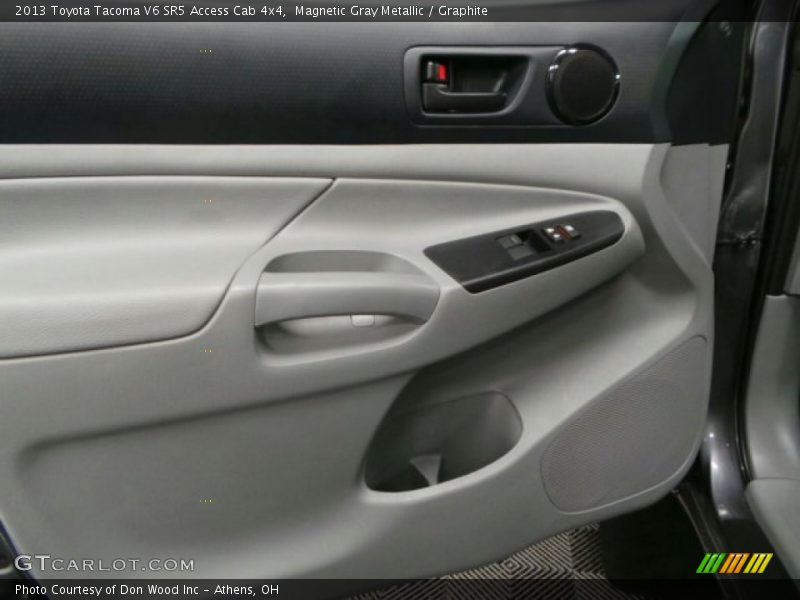 Magnetic Gray Metallic / Graphite 2013 Toyota Tacoma V6 SR5 Access Cab 4x4