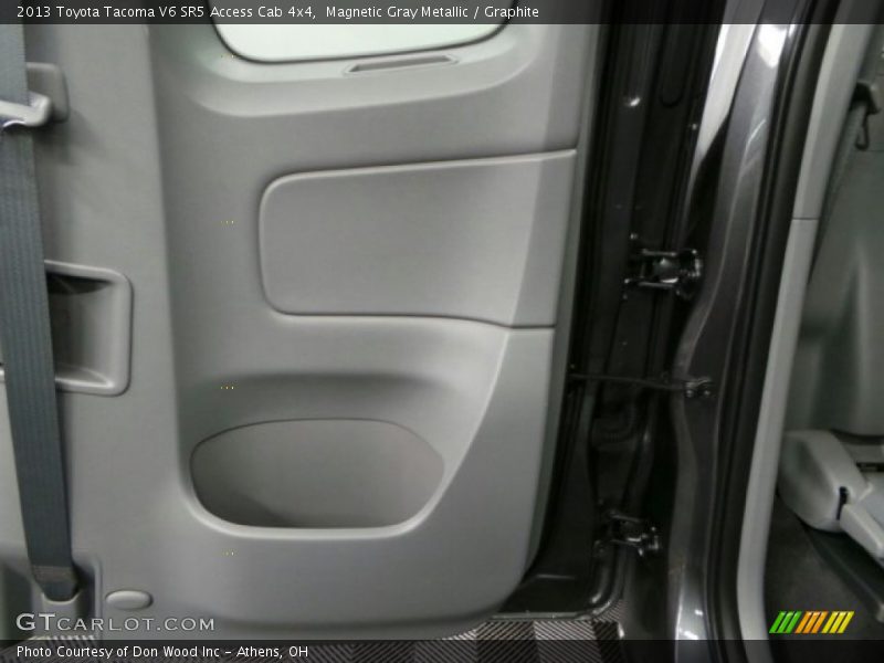 Magnetic Gray Metallic / Graphite 2013 Toyota Tacoma V6 SR5 Access Cab 4x4