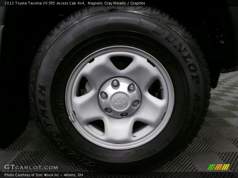 Magnetic Gray Metallic / Graphite 2013 Toyota Tacoma V6 SR5 Access Cab 4x4