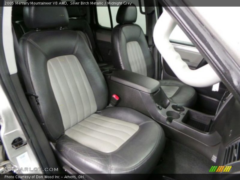 Silver Birch Metallic / Midnight Grey 2005 Mercury Mountaineer V8 AWD