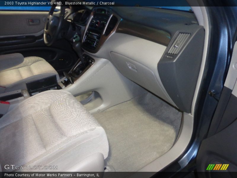 Bluestone Metallic / Charcoal 2003 Toyota Highlander V6 4WD