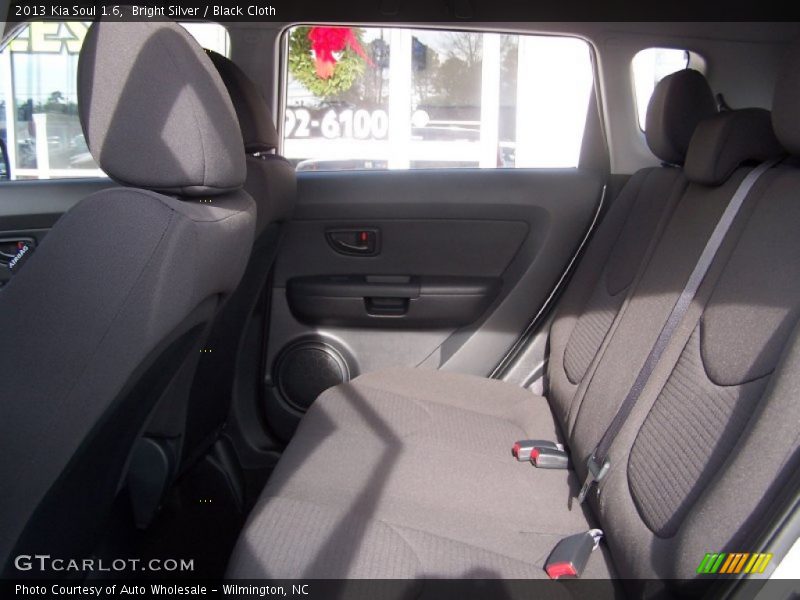 Bright Silver / Black Cloth 2013 Kia Soul 1.6