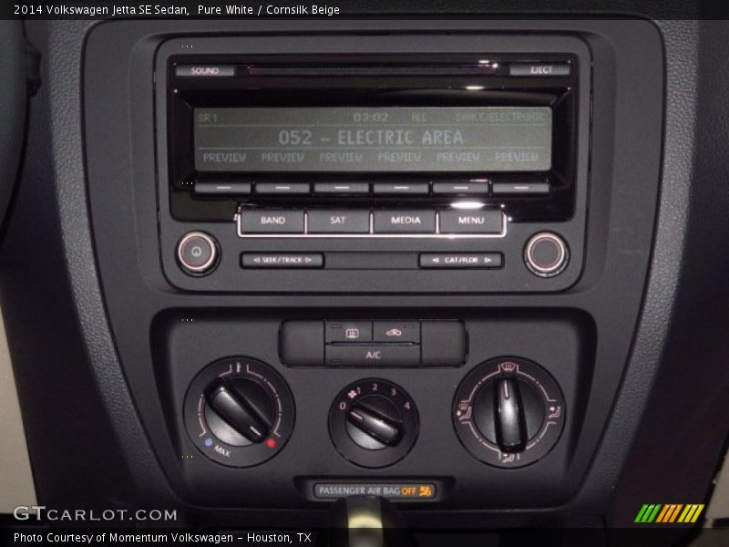 Pure White / Cornsilk Beige 2014 Volkswagen Jetta SE Sedan