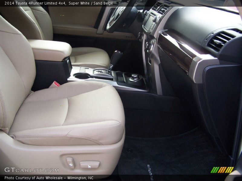 Super White / Sand Beige 2014 Toyota 4Runner Limited 4x4