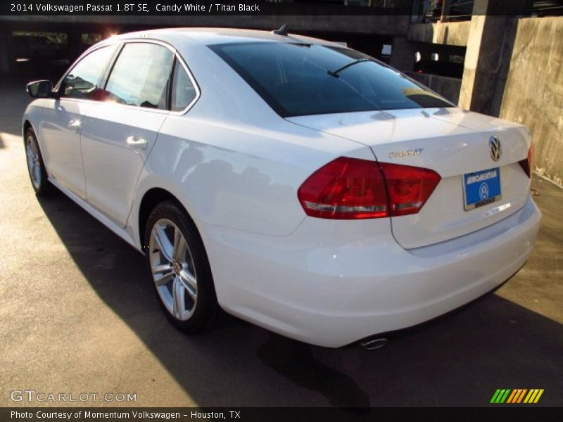 Candy White / Titan Black 2014 Volkswagen Passat 1.8T SE