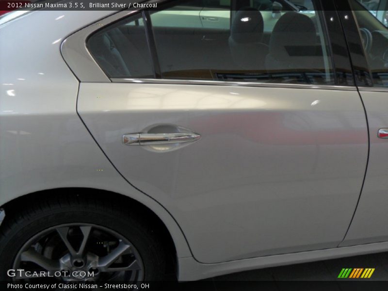 Brilliant Silver / Charcoal 2012 Nissan Maxima 3.5 S