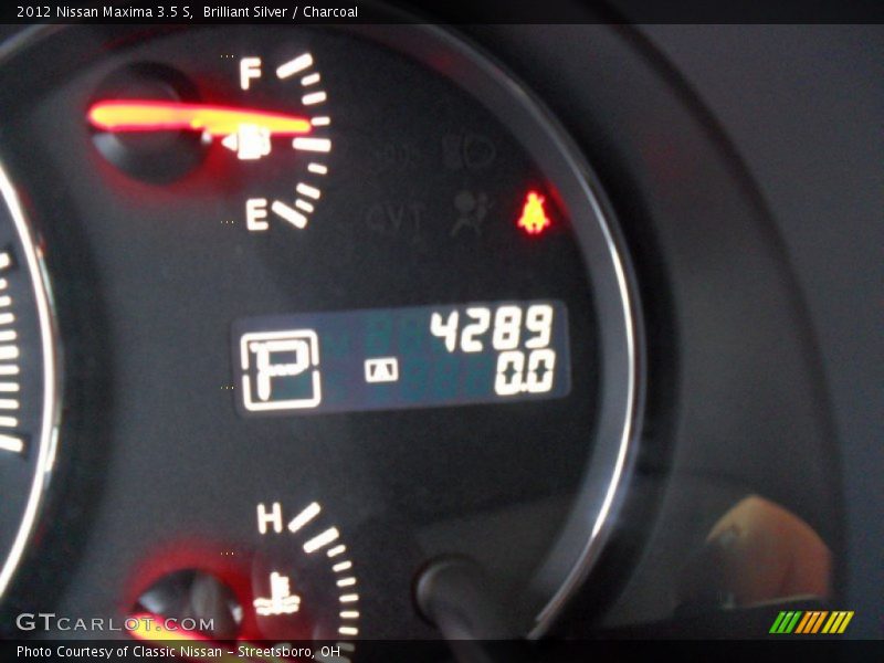Brilliant Silver / Charcoal 2012 Nissan Maxima 3.5 S