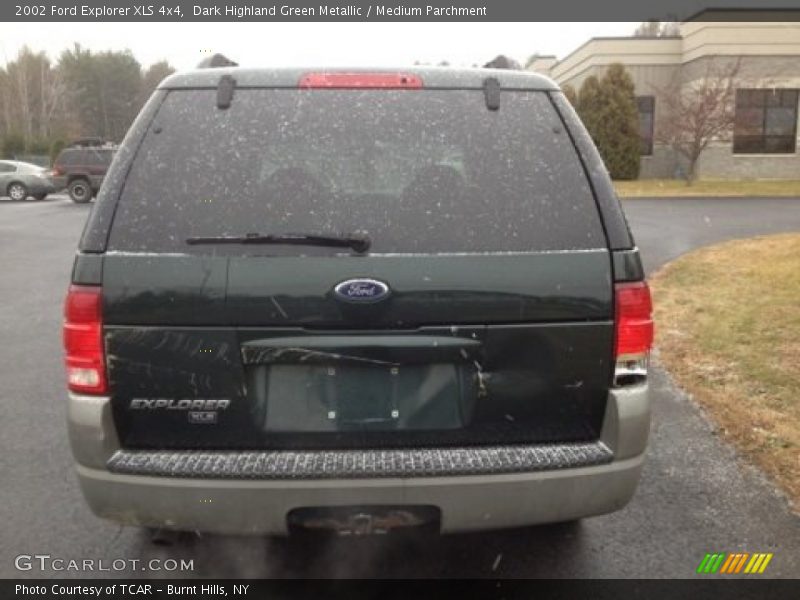 Dark Highland Green Metallic / Medium Parchment 2002 Ford Explorer XLS 4x4