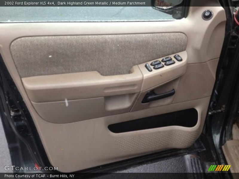 Dark Highland Green Metallic / Medium Parchment 2002 Ford Explorer XLS 4x4