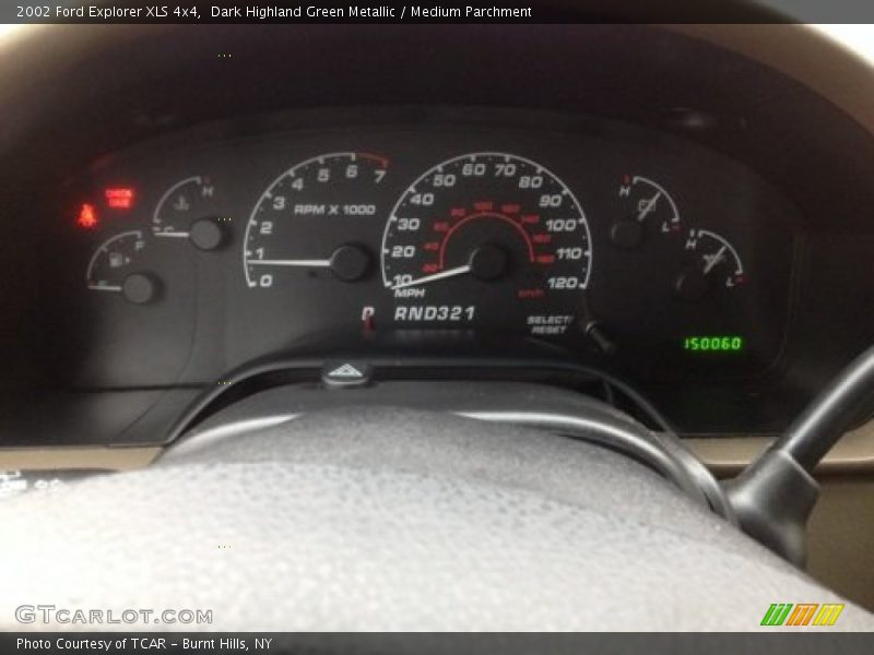 Dark Highland Green Metallic / Medium Parchment 2002 Ford Explorer XLS 4x4