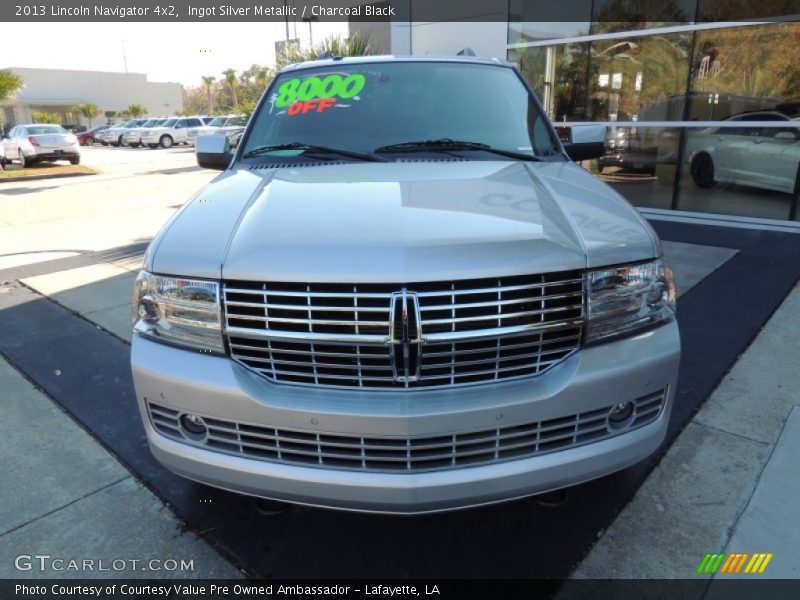 Ingot Silver Metallic / Charcoal Black 2013 Lincoln Navigator 4x2