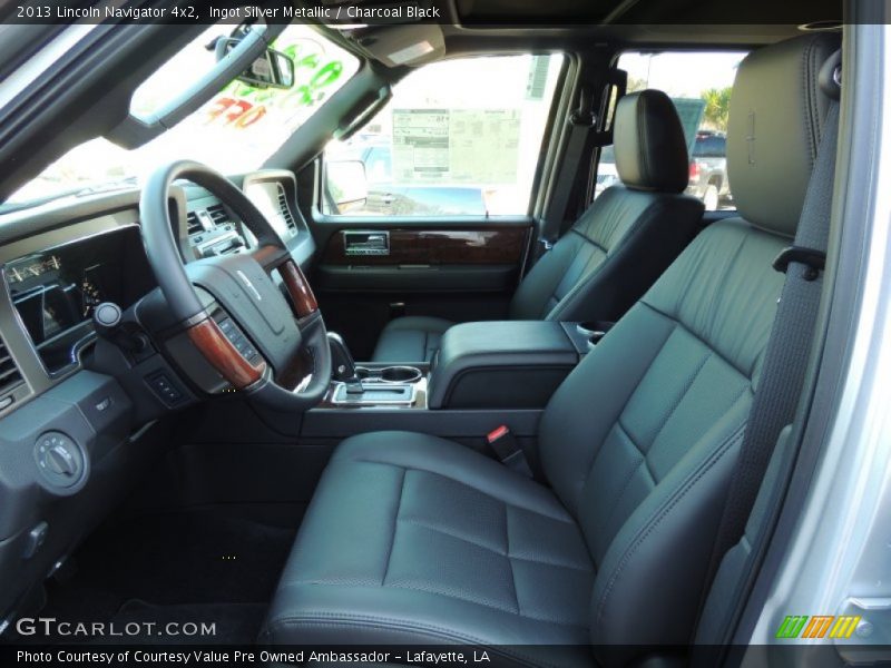 Front Seat of 2013 Navigator 4x2