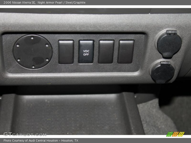 Night Armor Pearl / Steel/Graphite 2006 Nissan Xterra SE