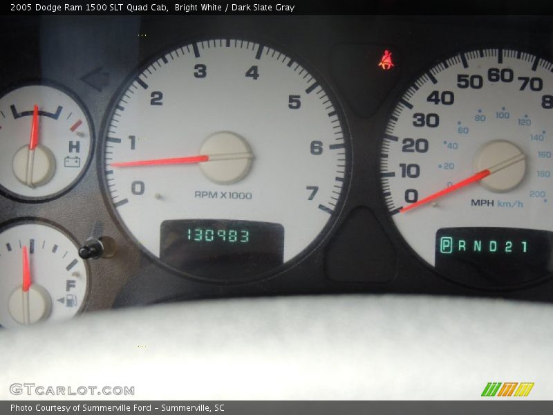 Bright White / Dark Slate Gray 2005 Dodge Ram 1500 SLT Quad Cab