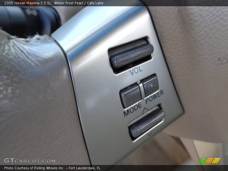 Winter Frost Pearl / Cafe Latte 2005 Nissan Maxima 3.5 SL