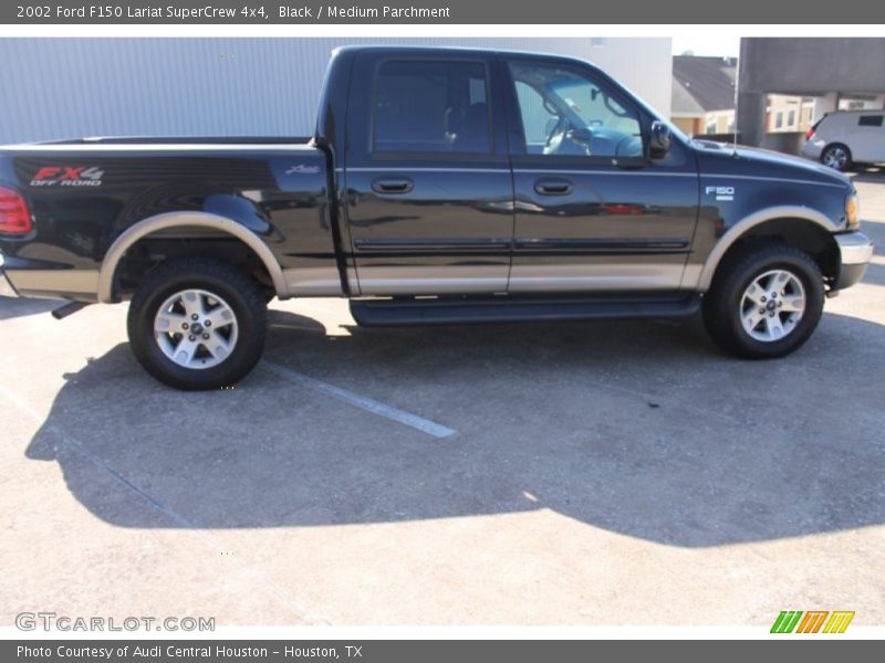 Black / Medium Parchment 2002 Ford F150 Lariat SuperCrew 4x4
