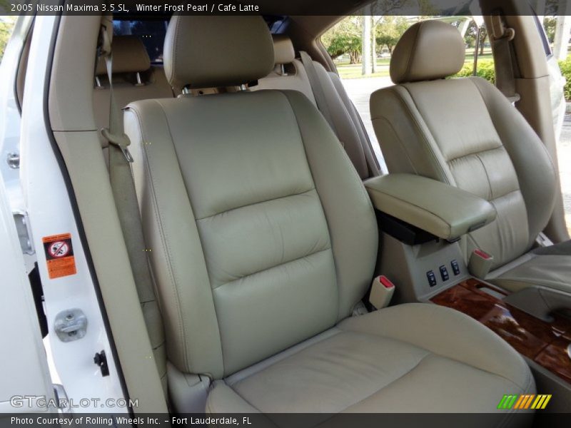 Winter Frost Pearl / Cafe Latte 2005 Nissan Maxima 3.5 SL
