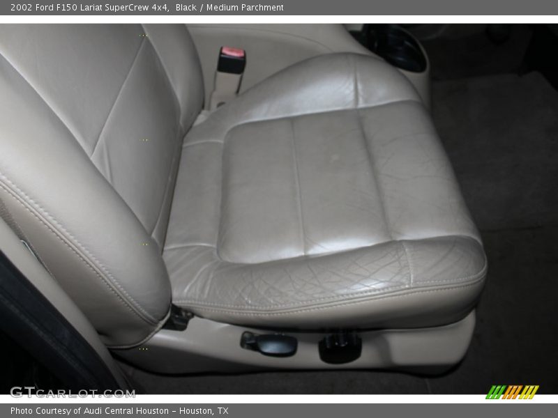 Black / Medium Parchment 2002 Ford F150 Lariat SuperCrew 4x4