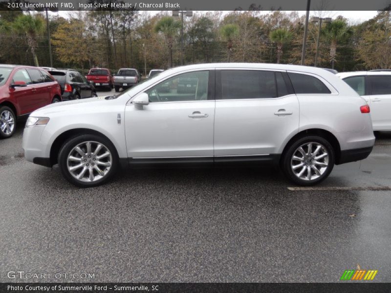 Ingot Silver Metallic / Charcoal Black 2010 Lincoln MKT FWD