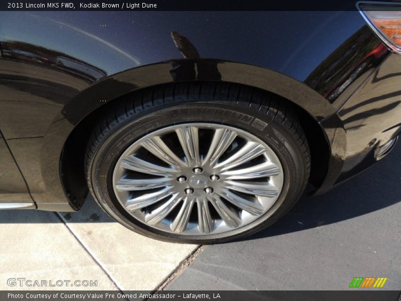 Kodiak Brown / Light Dune 2013 Lincoln MKS FWD