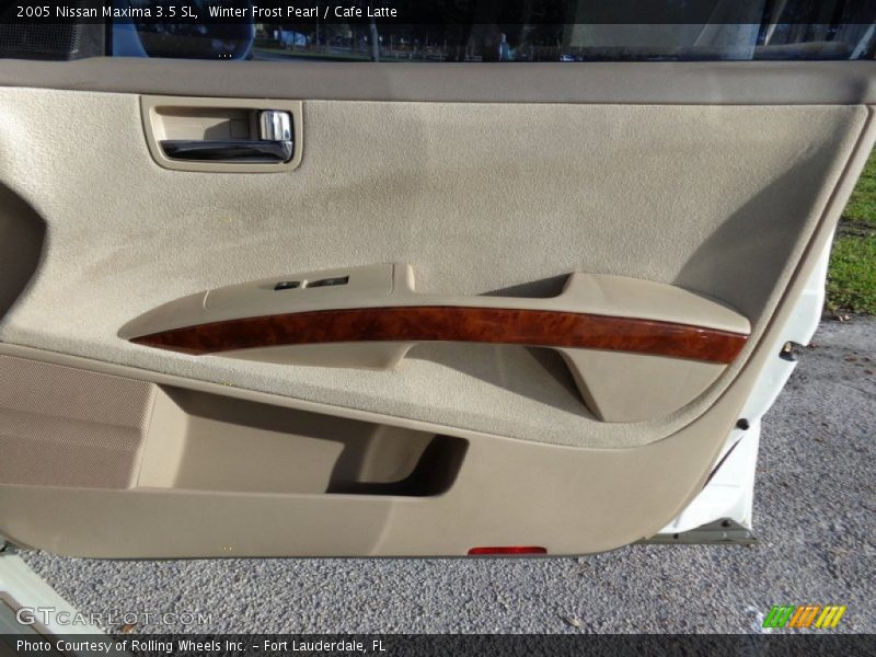 Winter Frost Pearl / Cafe Latte 2005 Nissan Maxima 3.5 SL